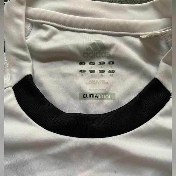 Adidas top size S - Picture 2 of 5
